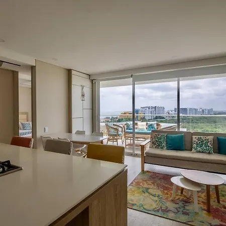Exclusive: New With Private Jacuzzi. Apartamento Cartagena